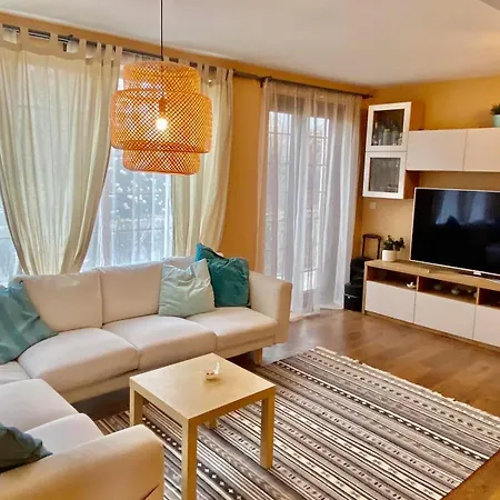 Modern With Garden In Evksinograd, By Flat Manаger