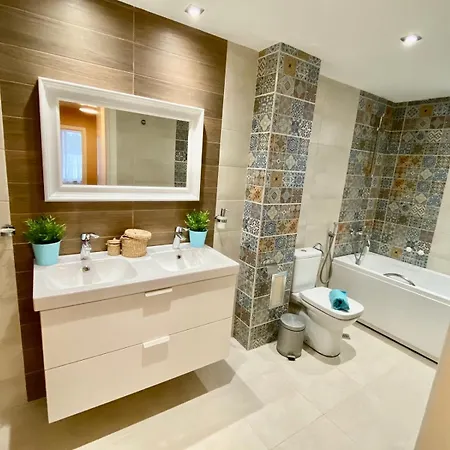 Modern With Garden In Evksinograd, By Flat Manаger * Warna